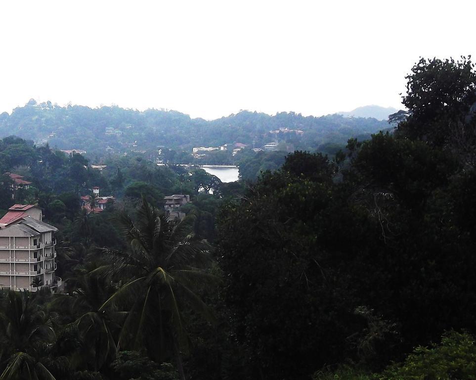 Majestic Tourist Hotel Kandy Exteriér fotografie